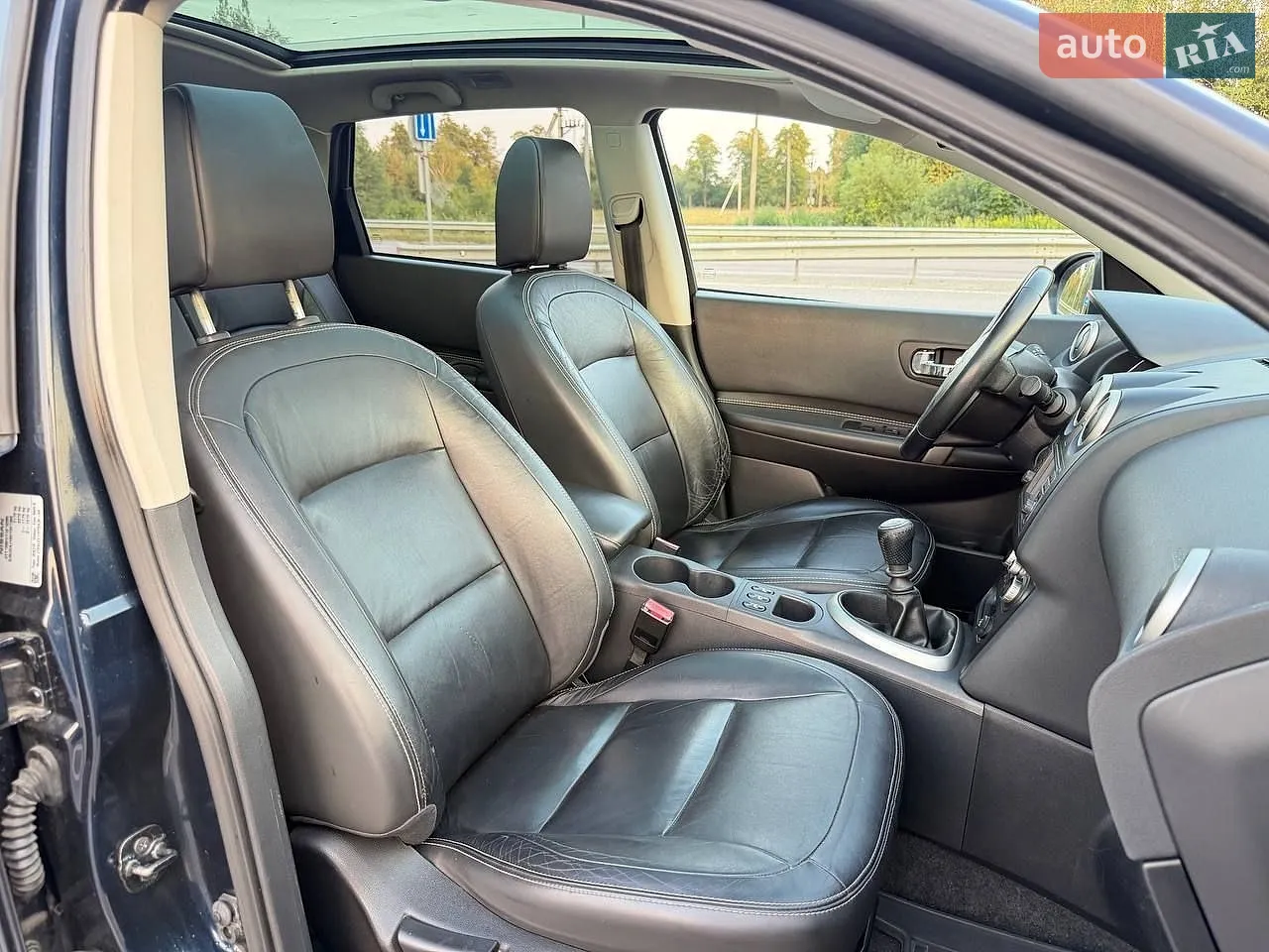 2010 Nissan Qashqai+2 - мініатюра 23
