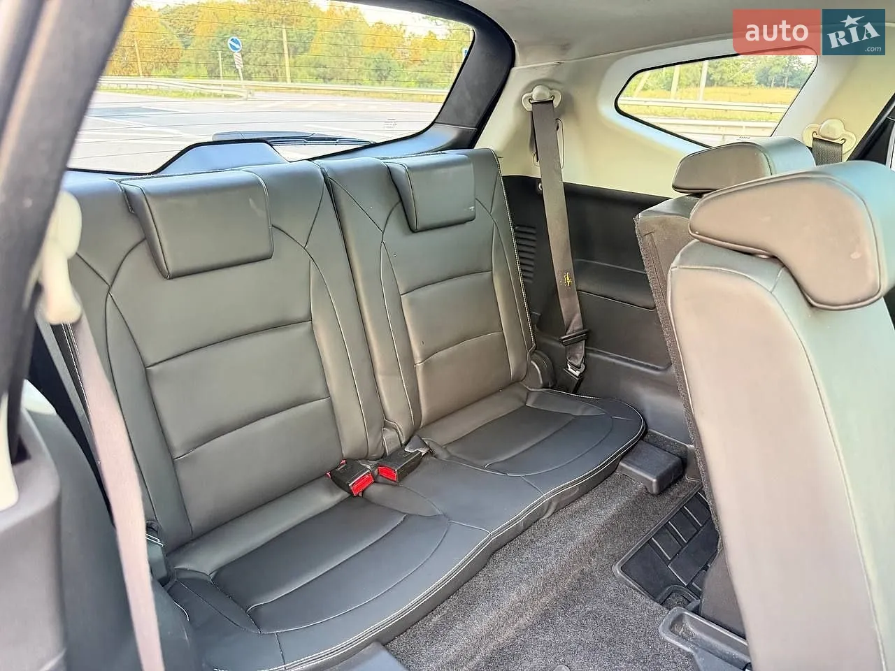 2010 Nissan Qashqai+2 - мініатюра 38