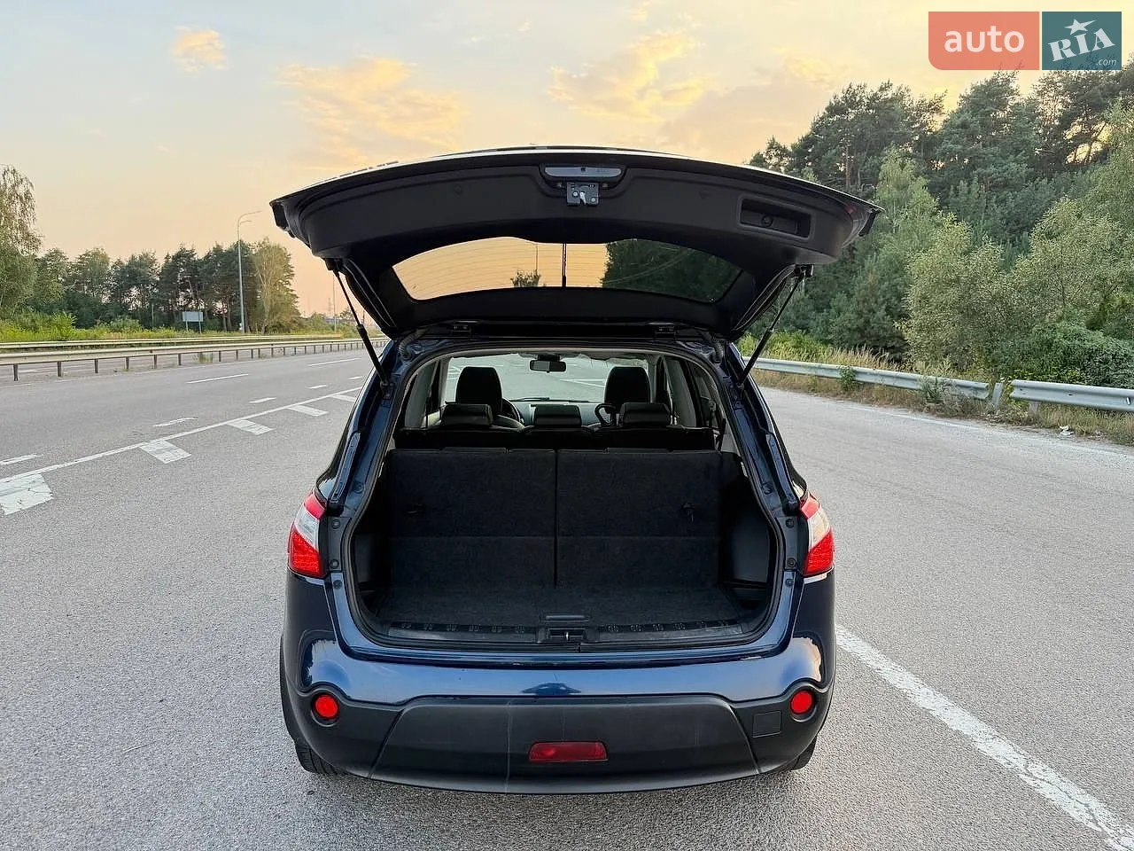 2010 Nissan Qashqai+2 - мініатюра 20