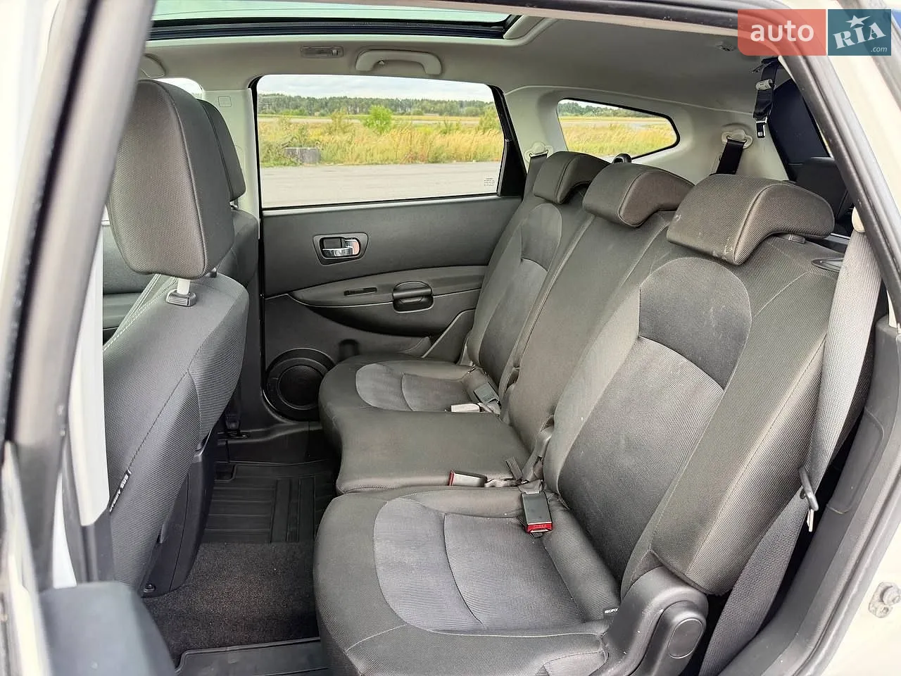 2011 Nissan Qashqai+2 - мініатюра 43
