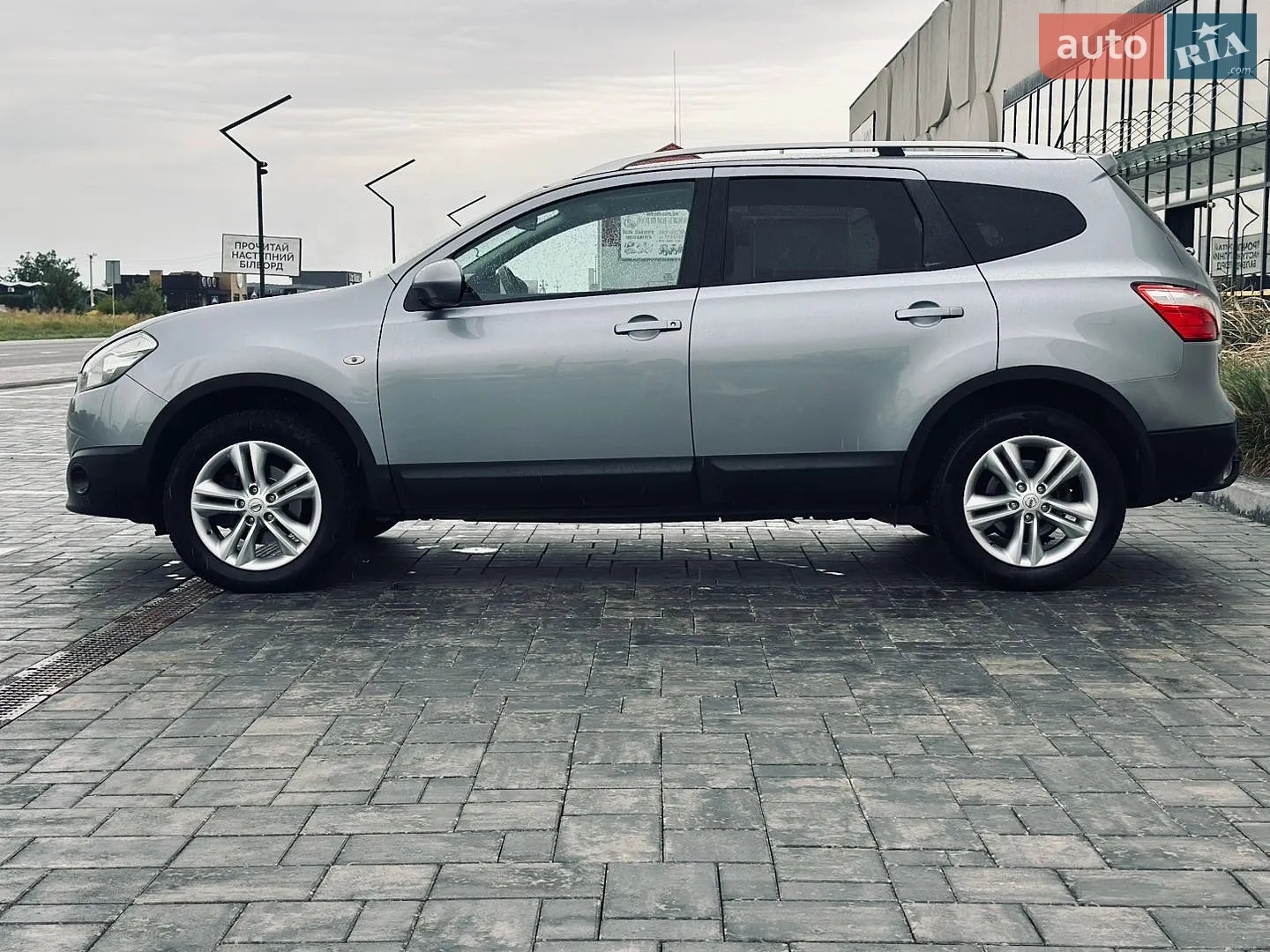 2011 Nissan Qashqai+2 - мініатюра 14