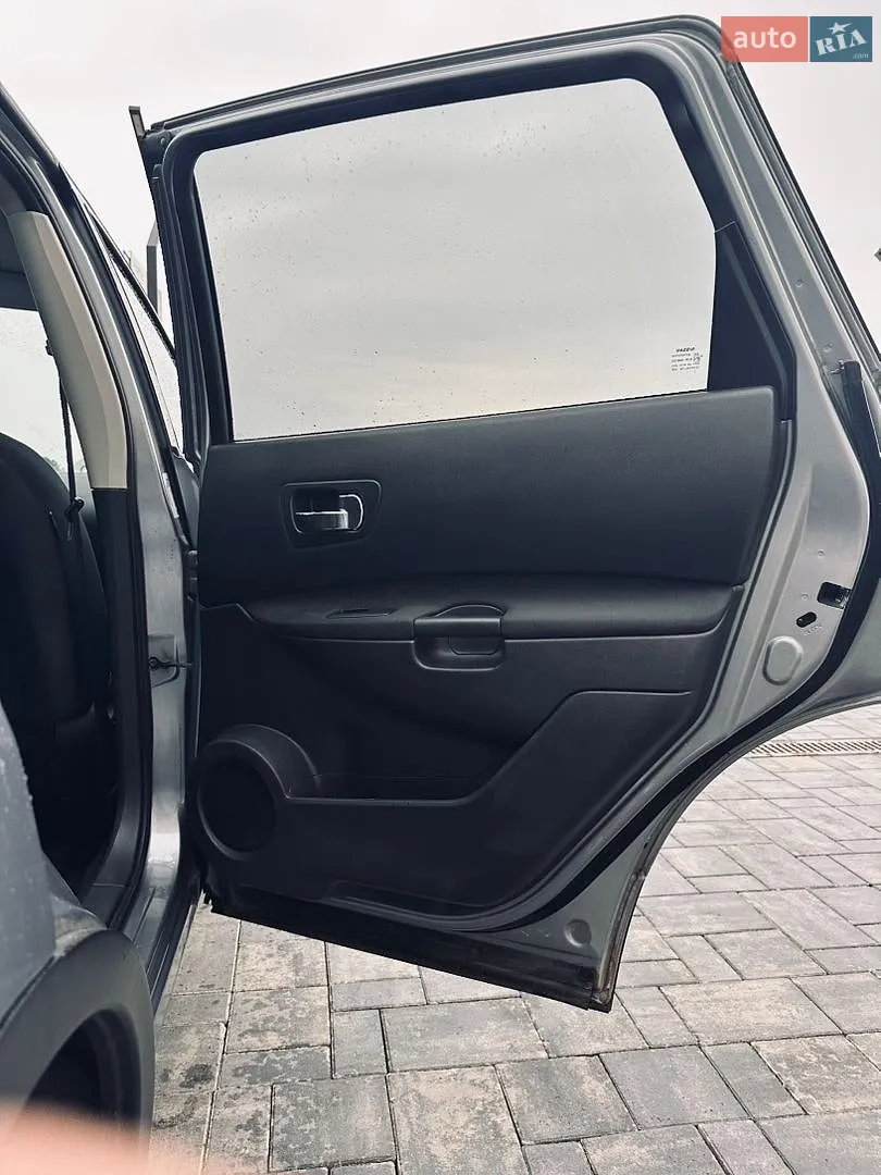 2011 Nissan Qashqai+2 - мініатюра 32