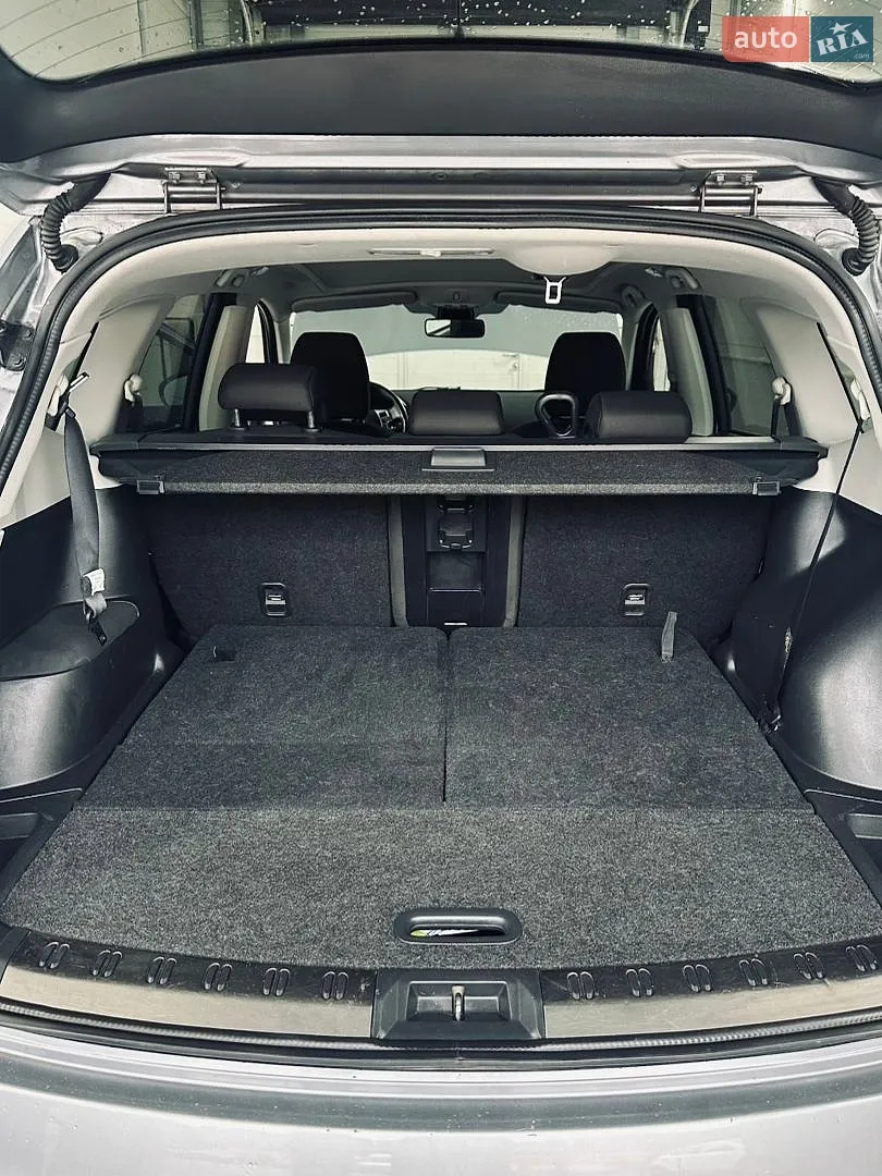 2011 Nissan Qashqai+2 - мініатюра 35