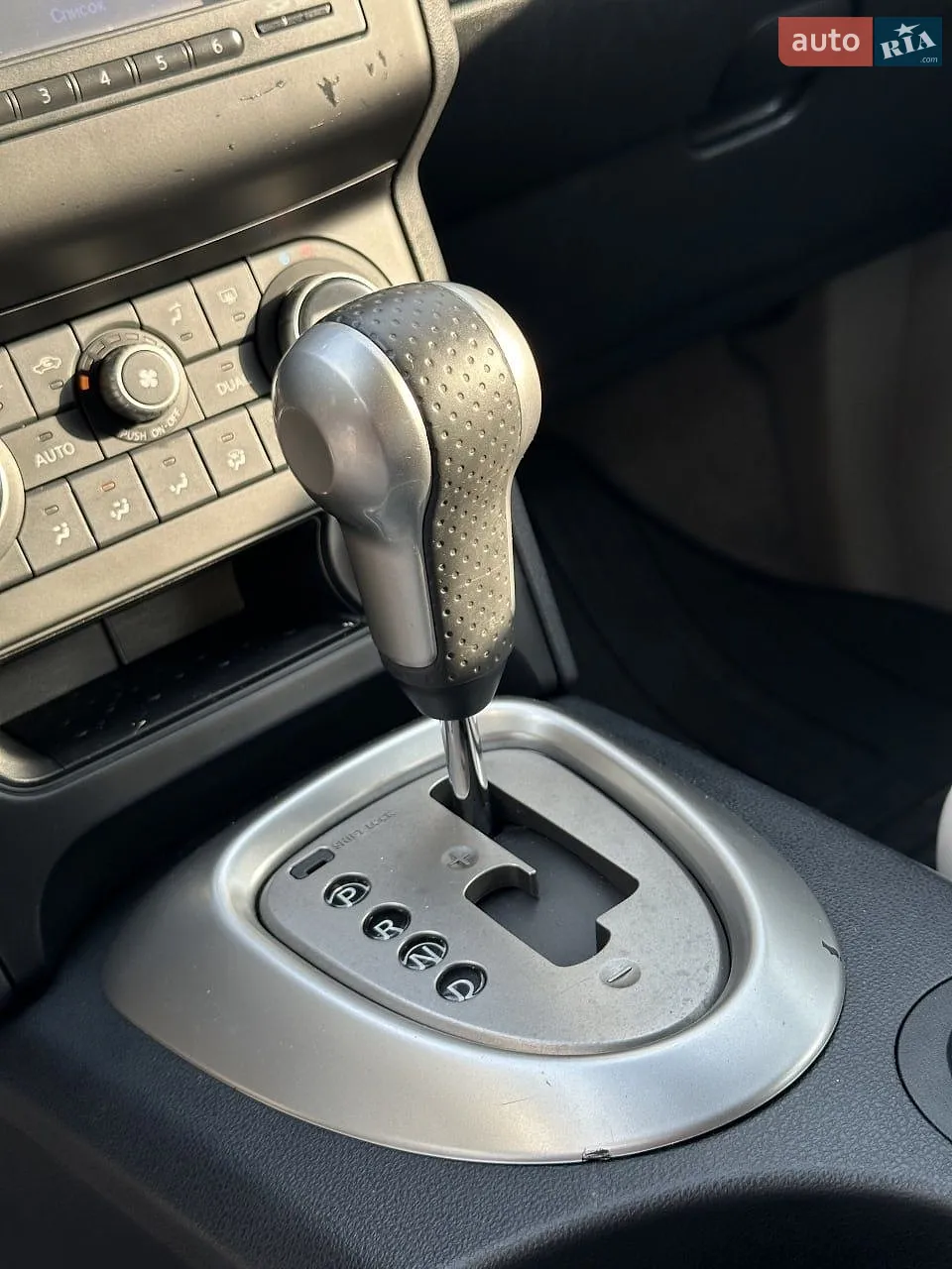 2010 Nissan Qashqai+2 - мініатюра 20