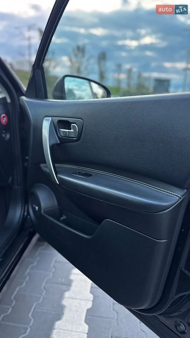2010 Nissan Qashqai+2 - мініатюра 14