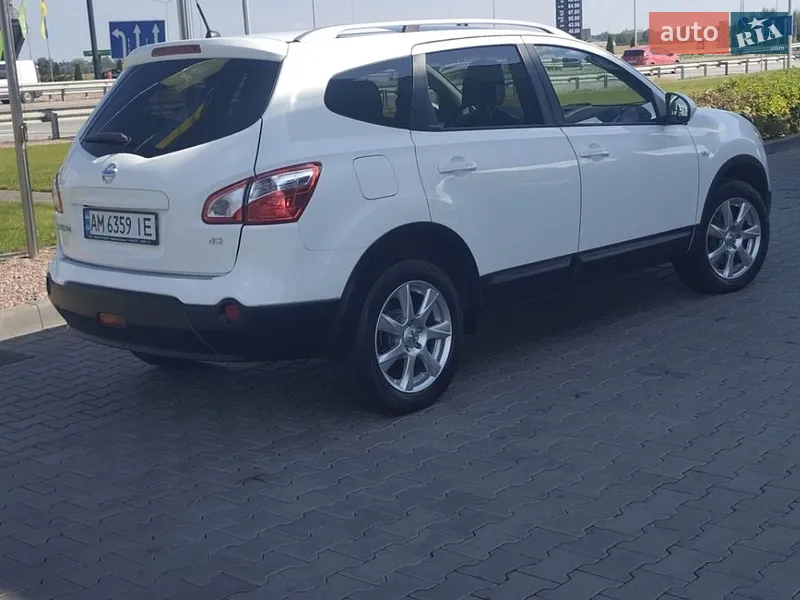 Nissan Qashqai+2