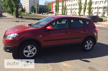 Внедорожник / Кроссовер Nissan Qashqai 2011 в 