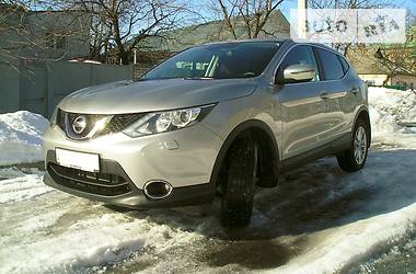 Внедорожник / Кроссовер Nissan Qashqai 2014 в 