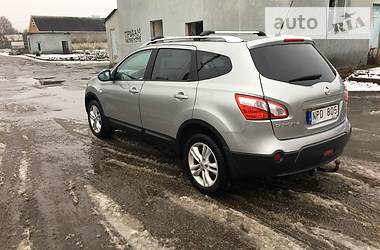 Позашляховик / Кросовер Nissan Qashqai 2010 в Рівному