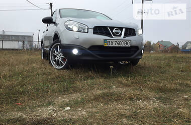 Внедорожник / Кроссовер Nissan Qashqai 2011 в Хмельницком