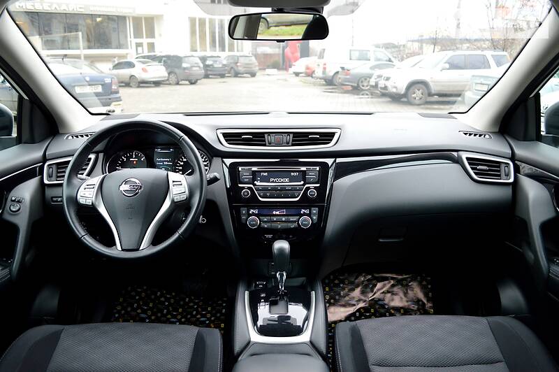 Позашляховик / Кросовер Nissan Qashqai 2016 в Одесі