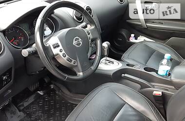 Позашляховик / Кросовер Nissan Qashqai 2010 в 