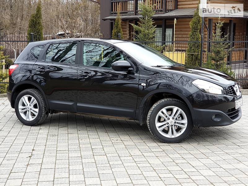 Позашляховик / Кросовер Nissan Qashqai 2011 в Тернополі