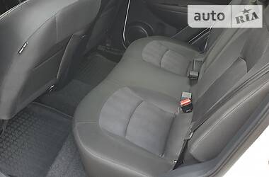 Позашляховик / Кросовер Nissan Qashqai 2013 в 