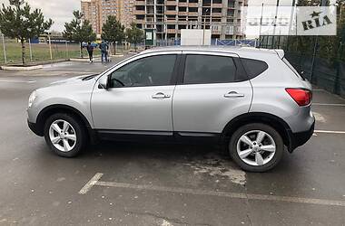 Позашляховик / Кросовер Nissan Qashqai 2008 в 