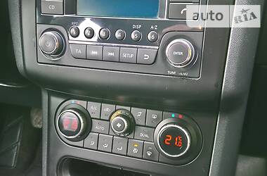 Позашляховик / Кросовер Nissan Qashqai 2011 в 