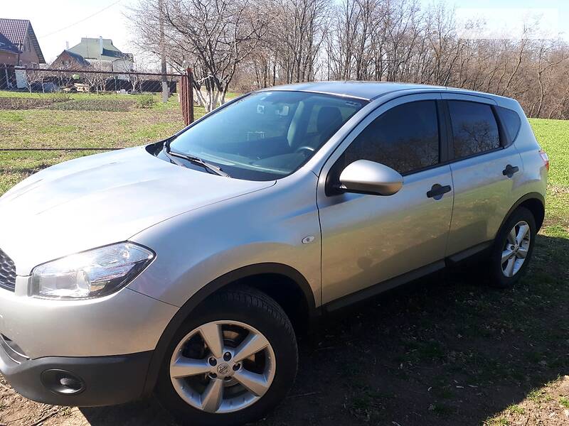 Позашляховик / Кросовер Nissan Qashqai 2011 в Полтаві