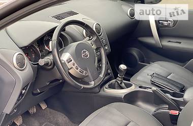 Позашляховик / Кросовер Nissan Qashqai 2011 в 