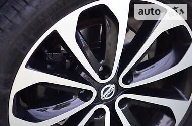 Позашляховик / Кросовер Nissan Qashqai 2010 в 