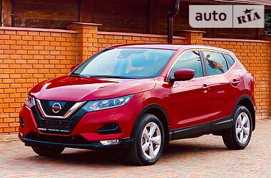 Позашляховик / Кросовер Nissan Qashqai 2018 в 