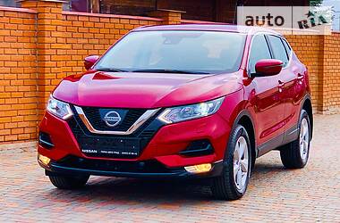 Позашляховик / Кросовер Nissan Qashqai 2018 в 