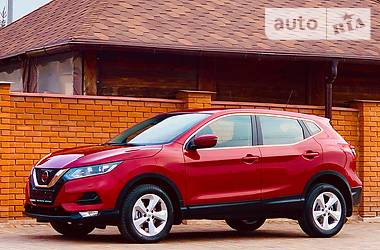 Позашляховик / Кросовер Nissan Qashqai 2018 в 