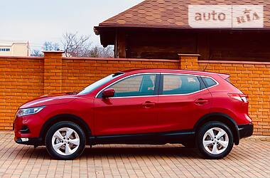 Позашляховик / Кросовер Nissan Qashqai 2018 в 