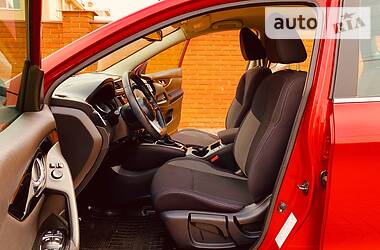 Позашляховик / Кросовер Nissan Qashqai 2018 в 