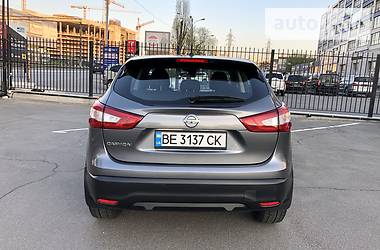 Внедорожник / Кроссовер Nissan Qashqai 2014 в Киеве