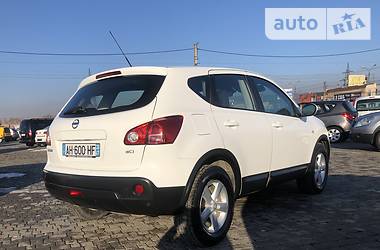 Внедорожник / Кроссовер Nissan Qashqai 2008 в Черновцах