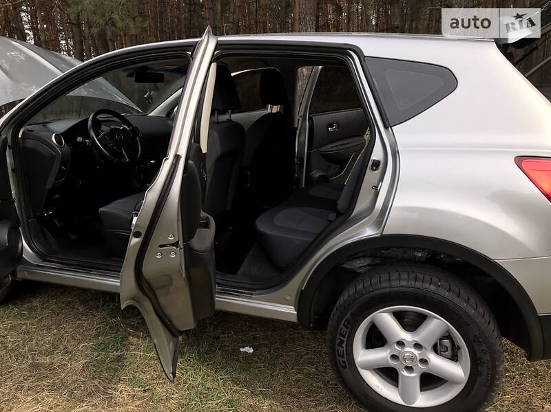 Позашляховик / Кросовер Nissan Qashqai 2010 в Полтаві