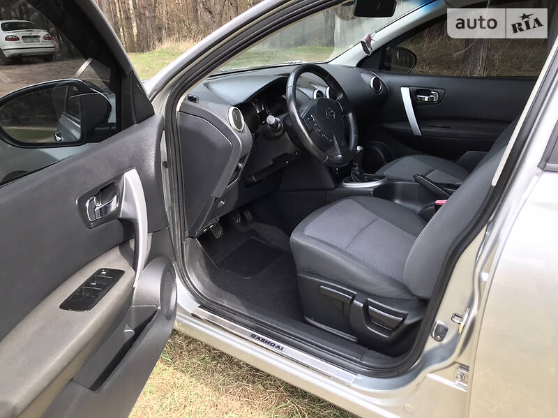 Позашляховик / Кросовер Nissan Qashqai 2010 в Полтаві