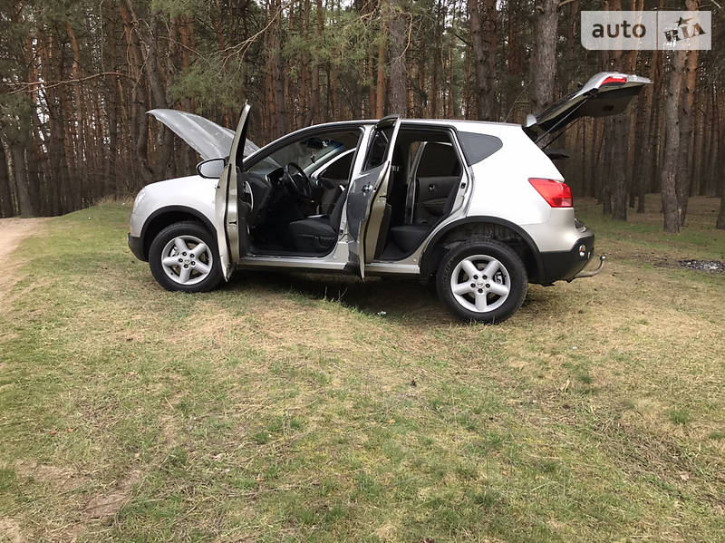 Позашляховик / Кросовер Nissan Qashqai 2010 в Полтаві