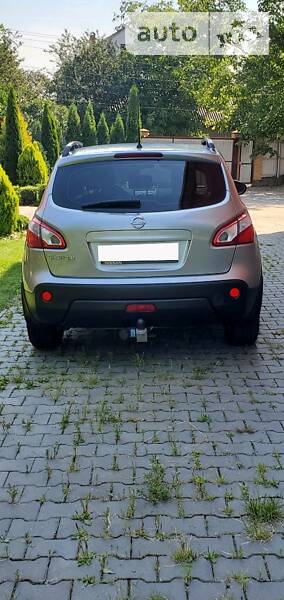 Універсал Nissan Qashqai 2010 в Хмельницькому