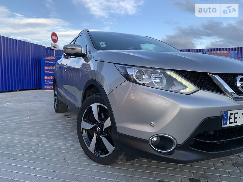Позашляховик / Кросовер Nissan Qashqai 2017 в Івано-Франківську