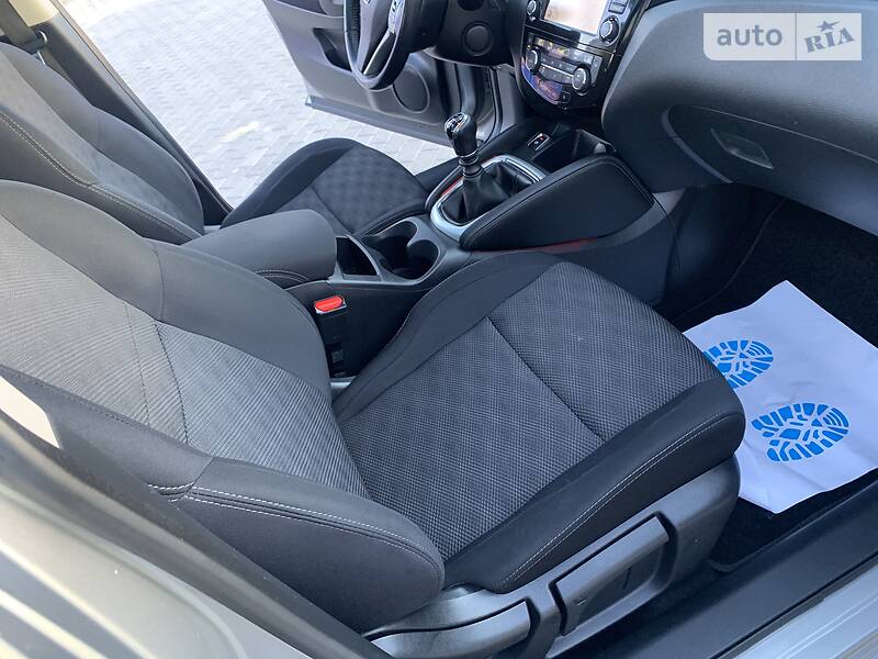 Позашляховик / Кросовер Nissan Qashqai 2017 в Івано-Франківську