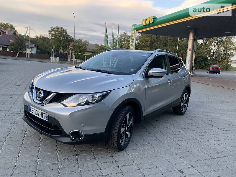 Позашляховик / Кросовер Nissan Qashqai 2017 в Івано-Франківську