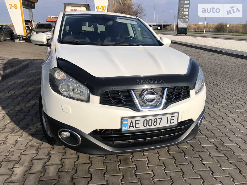 Внедорожник / Кроссовер Nissan Qashqai 2013 в Днепре