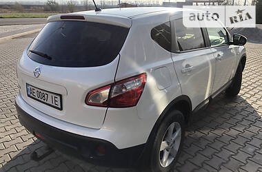 Внедорожник / Кроссовер Nissan Qashqai 2013 в Днепре