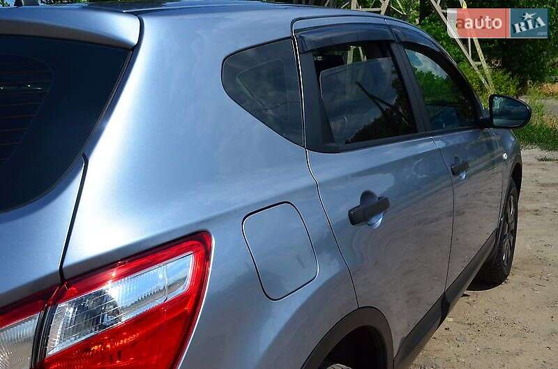 Внедорожник / Кроссовер Nissan Qashqai 2010 в Житомире