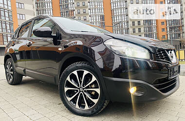 Внедорожник / Кроссовер Nissan Qashqai 2012 в Ивано-Франковске