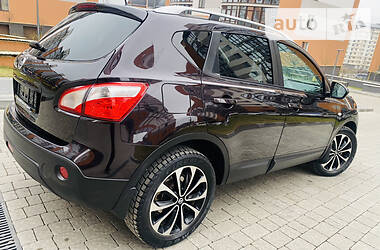 Внедорожник / Кроссовер Nissan Qashqai 2012 в Ивано-Франковске