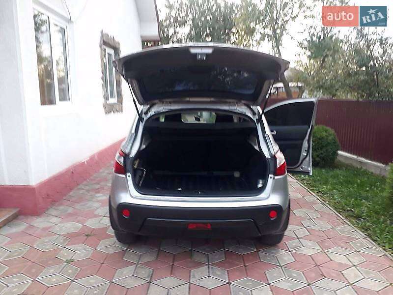 Внедорожник / Кроссовер Nissan Qashqai 2013 в Виннице