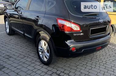 Внедорожник / Кроссовер Nissan Qashqai 2011 в Черновцах