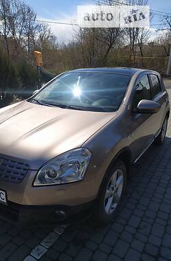 Минивэн Nissan Qashqai 2008 в Литине