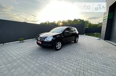 Внедорожник / Кроссовер Nissan Qashqai 2007 в 