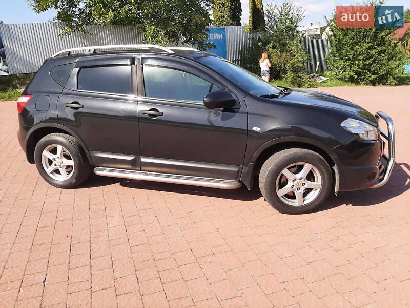 Внедорожник / Кроссовер Nissan Qashqai 2010 в Трускавце фото 7 Внедорожник / Кроссовер Nissan Qashqai 2010 в Трускавце