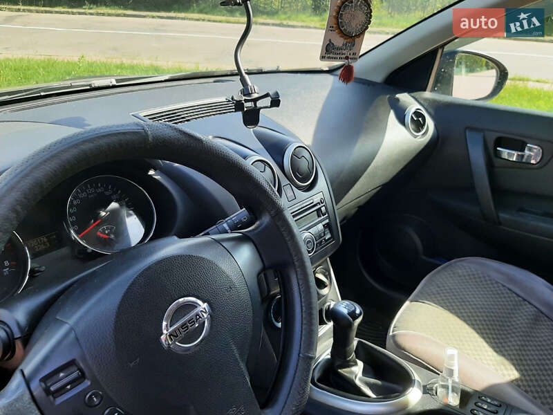 Внедорожник / Кроссовер Nissan Qashqai 2010 в Трускавце фото 9 Внедорожник / Кроссовер Nissan Qashqai 2010 в Трускавце