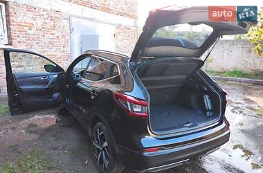 Позашляховик / Кросовер Nissan Qashqai 2018 в 