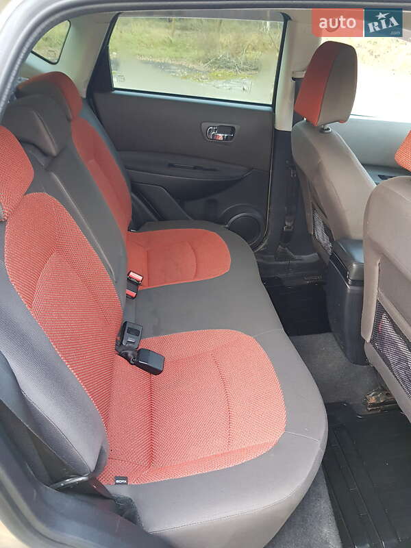 Внедорожник / Кроссовер Nissan Qashqai 2007 в Славуте